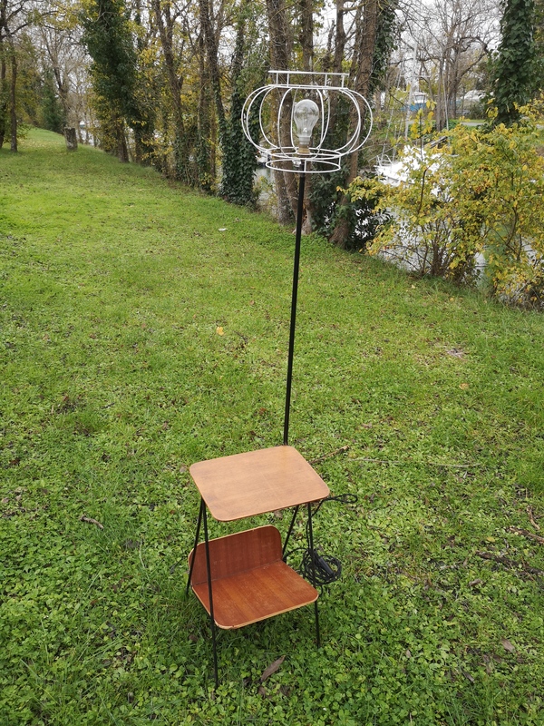 Floor lamp from the 50s restored and revamped