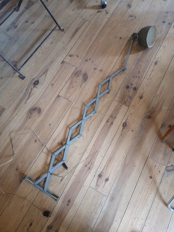 Workshop accordion lamp