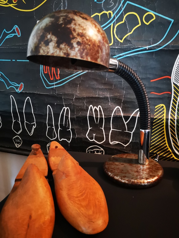 Industrial style metal desk lamp