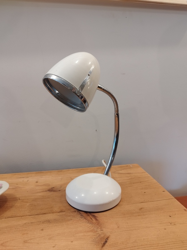 eye ball desk lamp