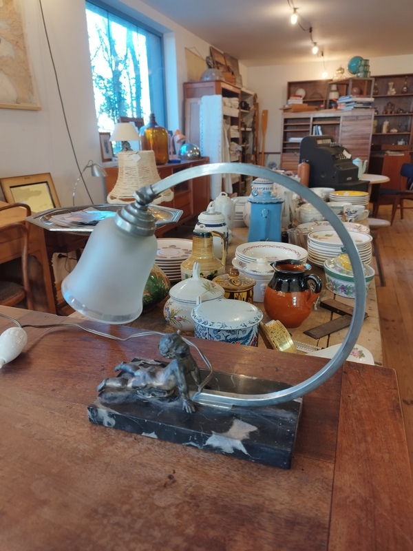 Art Deco bedside lamp 