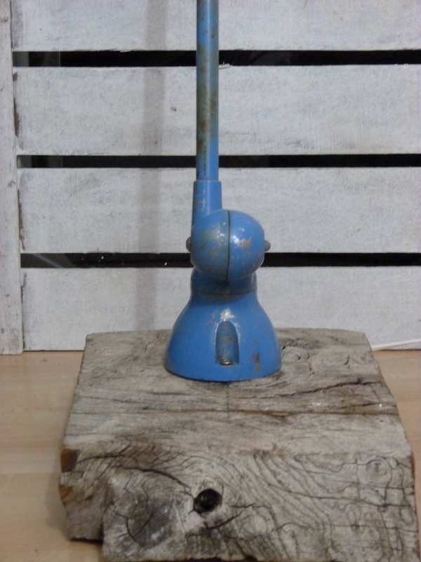 Blue Jielde lamp