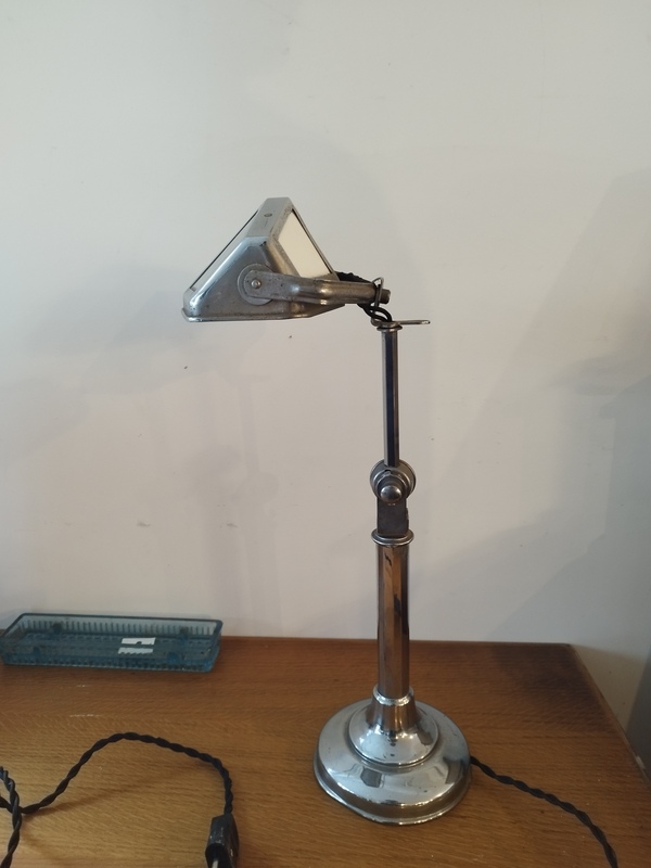 Pirouette Art Deco Lamp