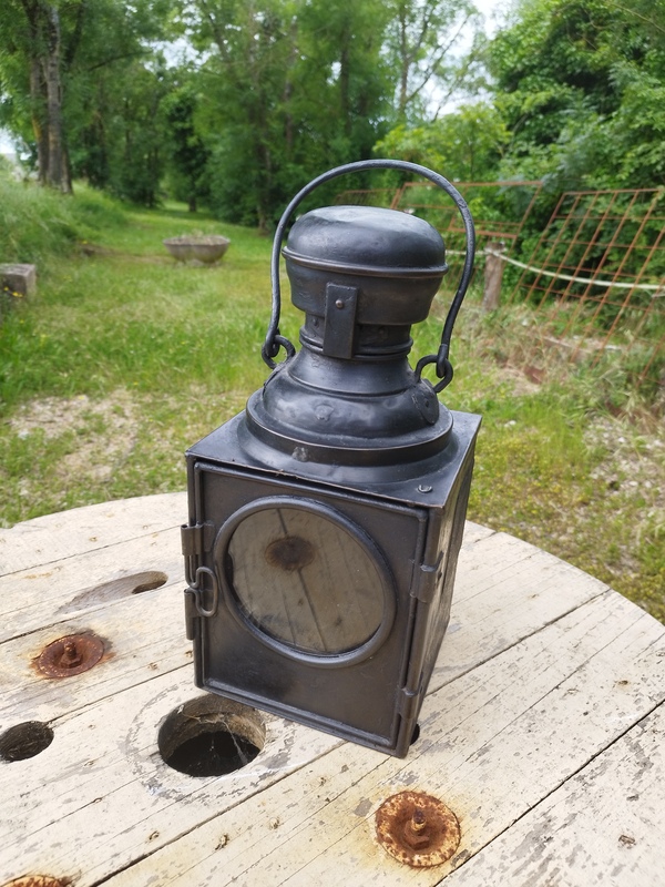 Locomotive lantern