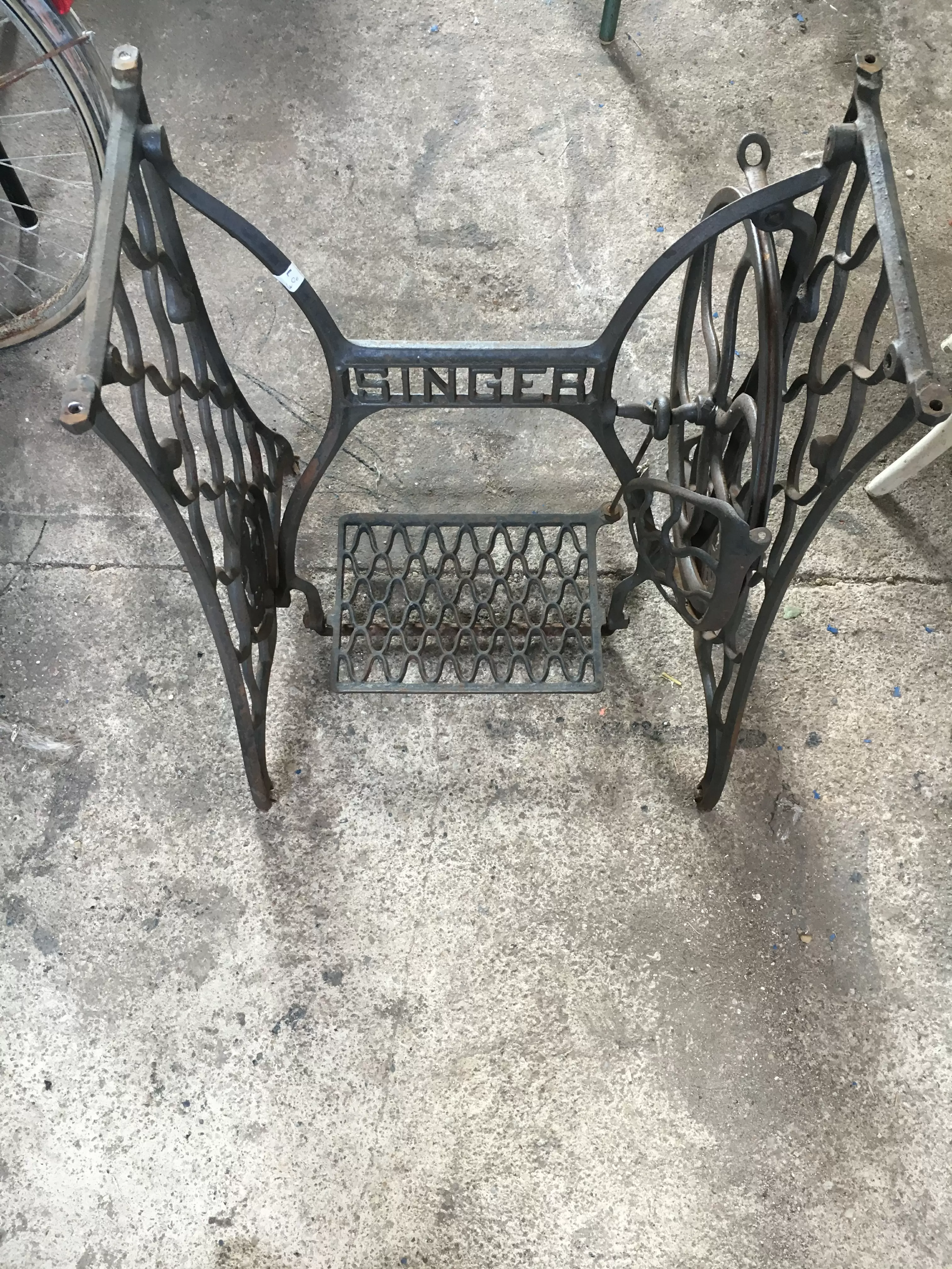 Singer sewing machine feet Brikbroc, online flea market