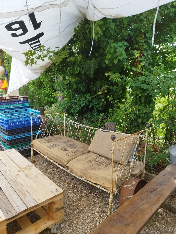 Wrought iron bed 160