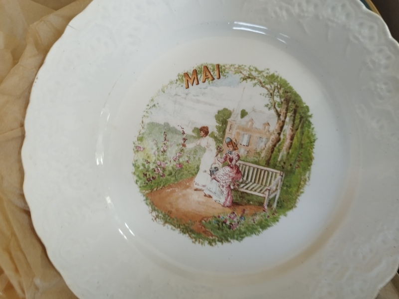 Decorative plates Digoin Sarreguemines