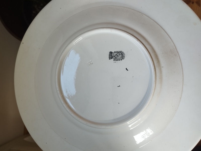 Decorative plates Digoin Sarreguemines