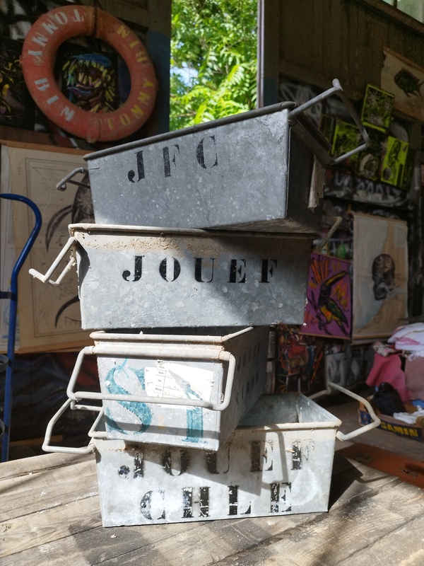 Industrial bin set