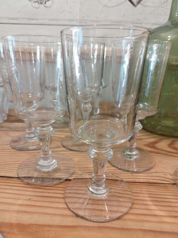 Set of 8 1950s glasses 