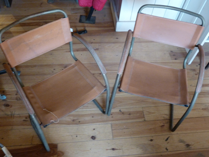 Set of two 70s aluminum and leather armchairs