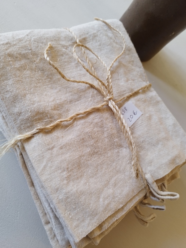 Set of linen tea towels