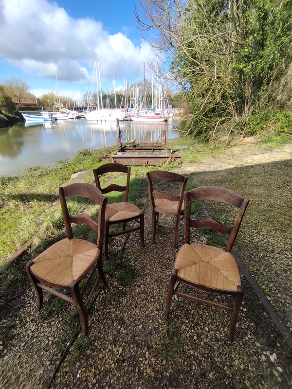 Set of four 20th-century chairs 