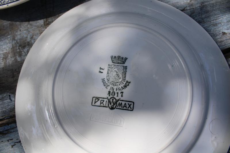 Set of six Saint Amand plates 