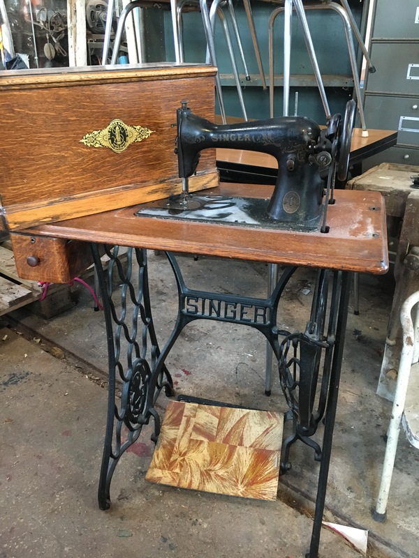 Singer sewing machine