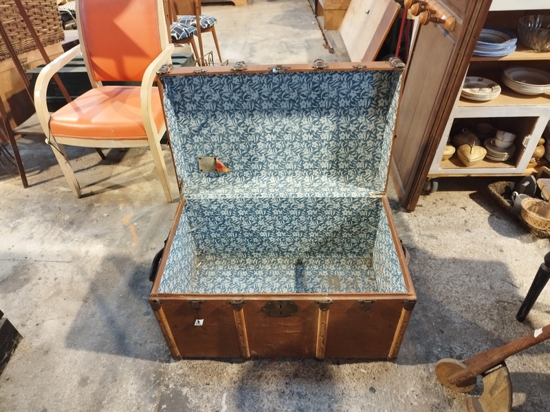 1950 travel trunk 