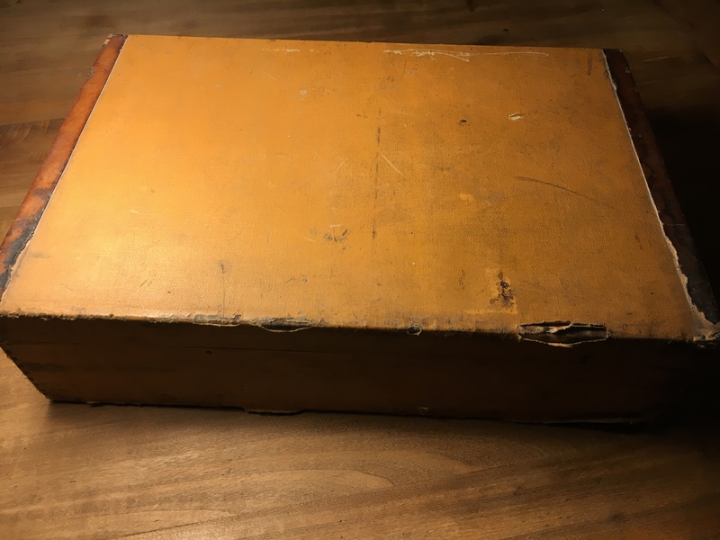 Louis Vuitton 1920 30 briefcase