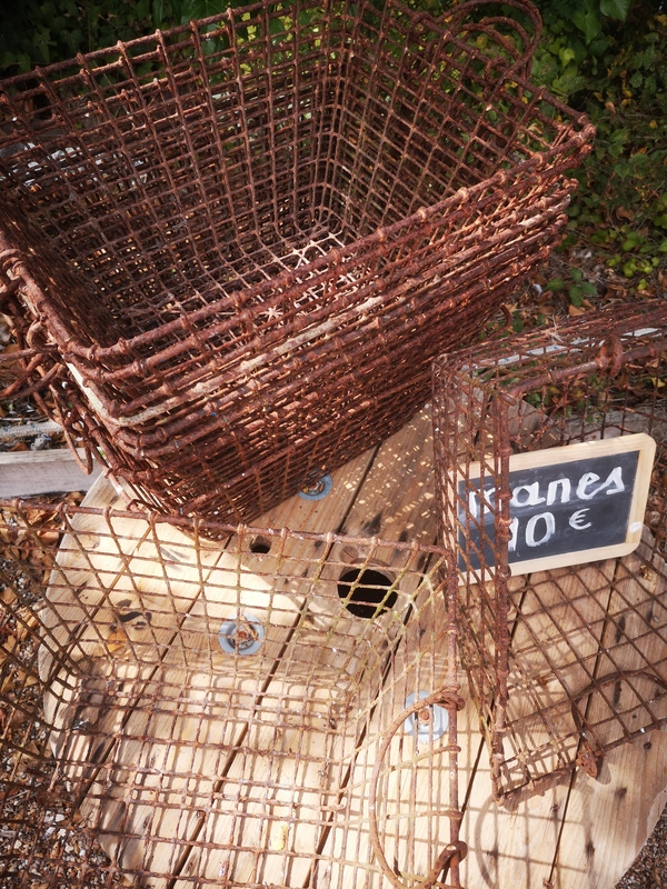 Mane oyster basket old