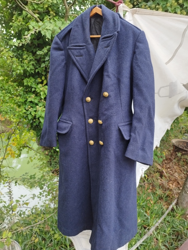 Officer's wool coat 