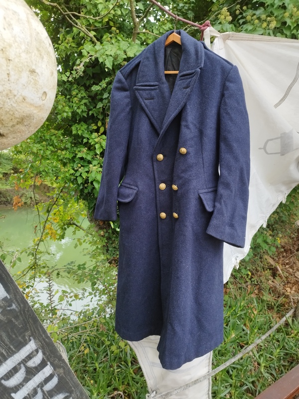 Officer's wool coat 