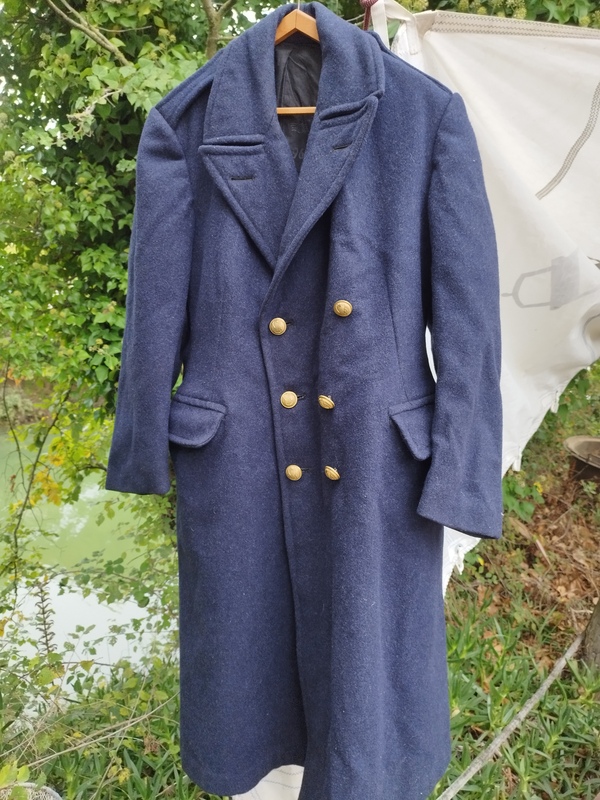 Officer's wool coat 