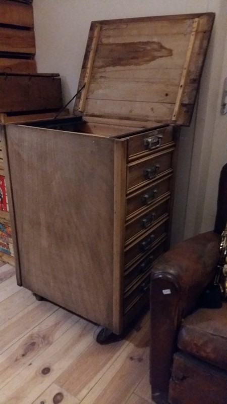 Wooden workshop trolley