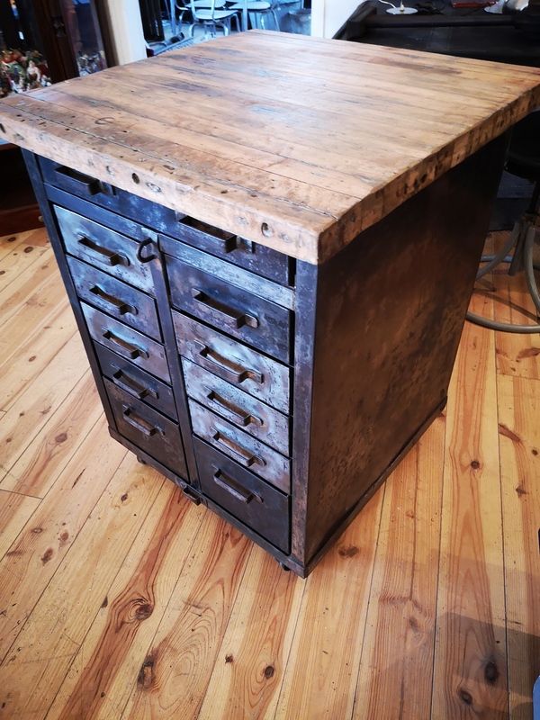 Furniture of trades service workshop