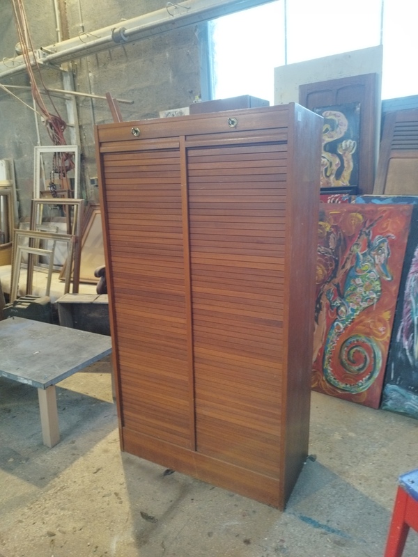 Double curtained cabinet 