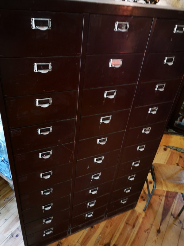 Industrial cabinet 30 flaps