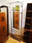 60s design locker room