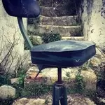 Bienaise workshop chair