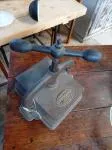 Bordeaux notary press 