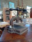 Bordeaux notary press 