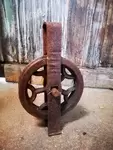Cast iron shaft pulley