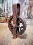 Cast iron shaft pulley