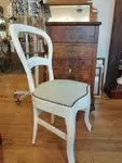 Refurbished 20th-century antique chair