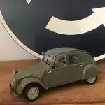 Citroen 2cv solido 1/17