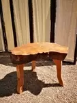 Table basse en bois brut 