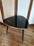 Coffee table tripod