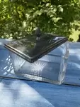Crystal biscuit box