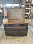 Curved trunk 