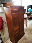 Double curtain filing cabinet