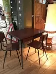 Ebony red Rotub table and chairs