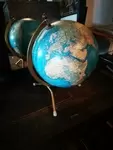 Globe Taride in sheet metal