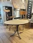 Oval coffee table