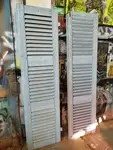 Pair of shutters 