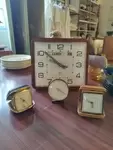 Small vintage alarm clocks 