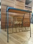 Scoubidou vinyl record holder 