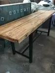 Large table eats standing