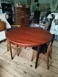 Mid-century round extendable table